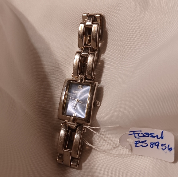 Fossil F2 ES8956 Blue Square Dial - Picture 2 of 6